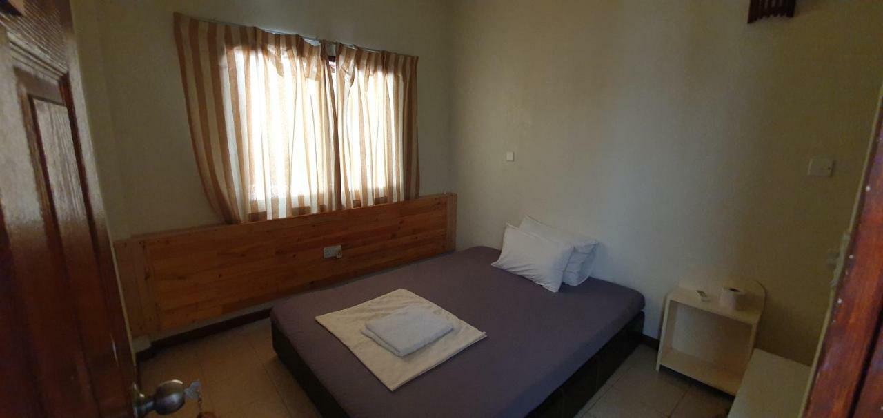 Surf Deck Hotel Thulusdhoo Exterior foto